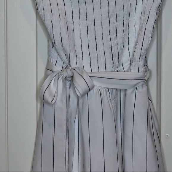 NWT MI AMI STRIPE TIE WAIST ROMPER WOMENS MEDIUM SMOKE & ANIMAL FREE HOME - Picture 8 of 11